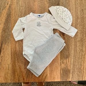 Janie and Jack Elephant Outfit Sz 3 to 6 months